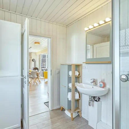 펜션 2 Bedroom In Zerpenschleuse