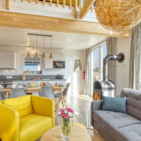 펜션 2 Bedroom In