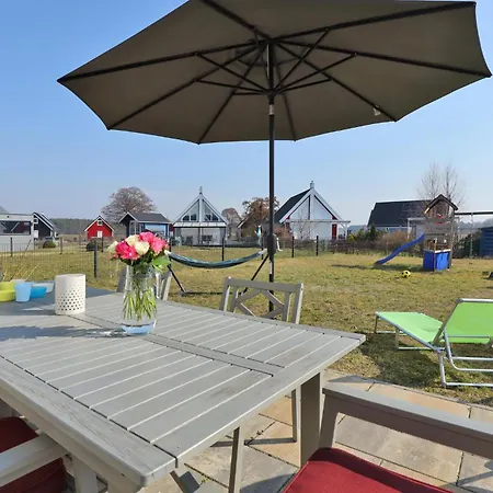 2 Bedroom In Hébergement de vacances Zerpenschleuse